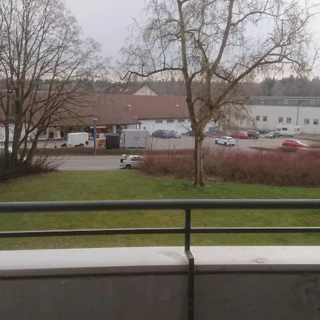 Sehr Einfach Und Klein Apartamento Villingen-Schwenningen